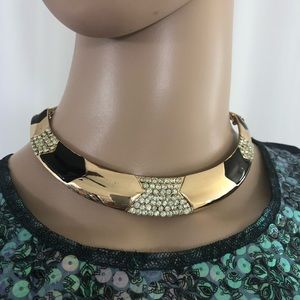 Metal choker gently used. Not sure of brand